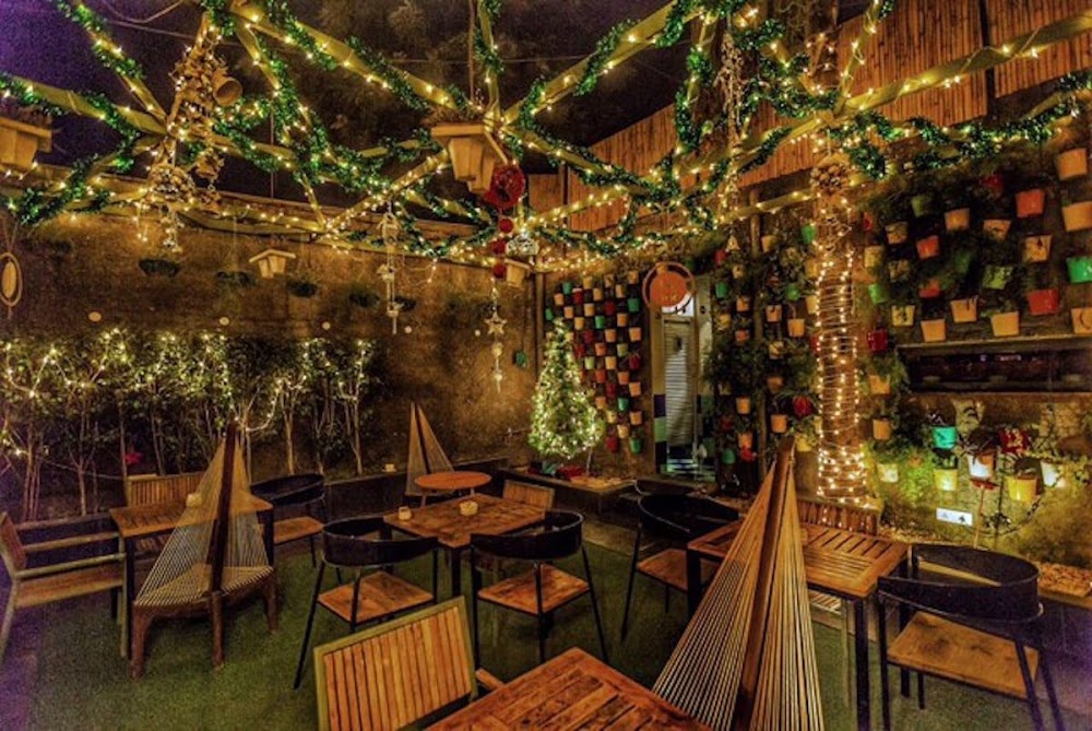 Take Christmas Decor Inspiration From These Cafes In Delhi 2020 Inresto